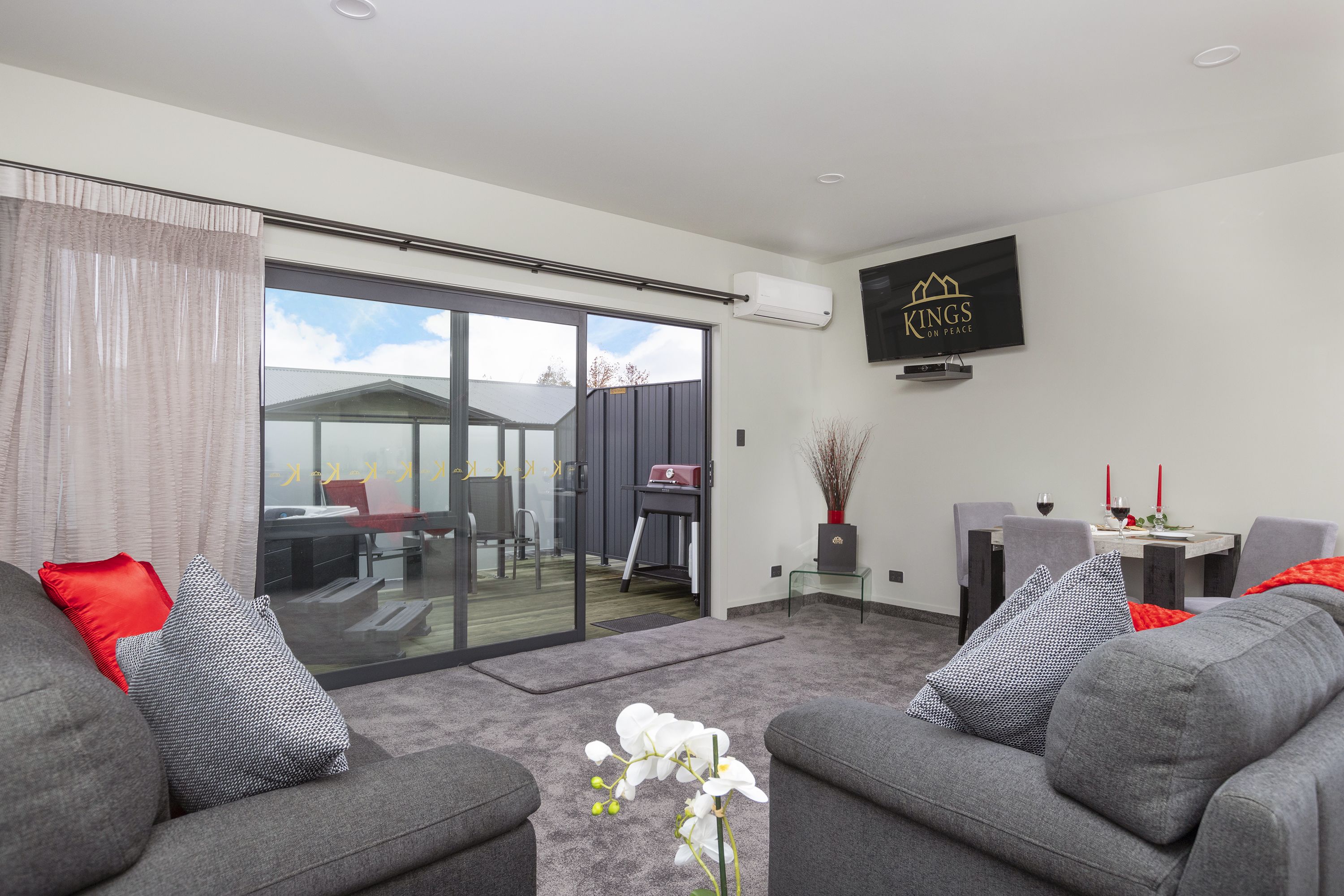 Superior Apartment, 1 Bedroom | Living area