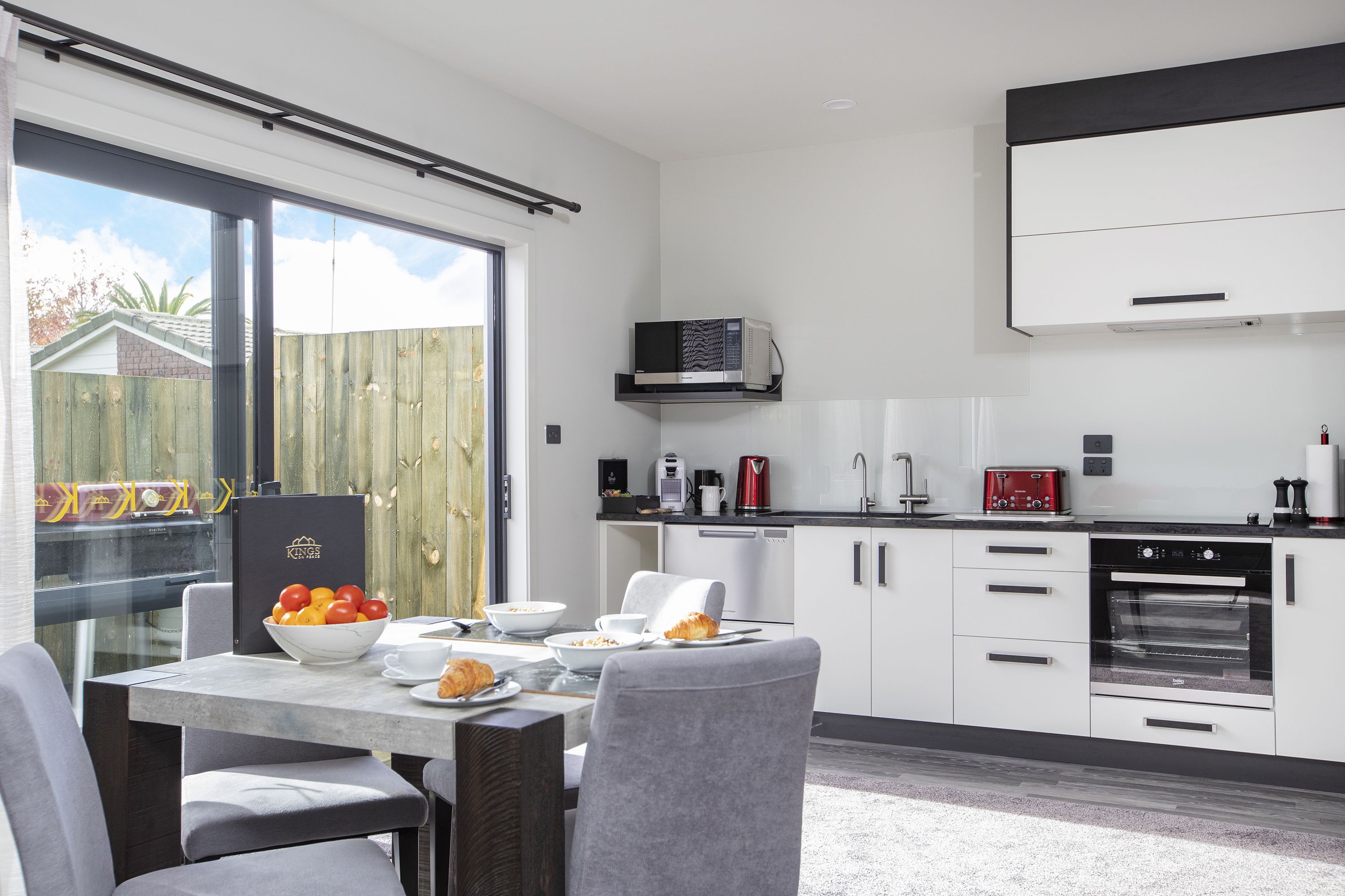 Superior Apartment, 1 Bedroom | Private kitchen | Full-size fridge, microwave, oven, stovetop