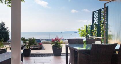 Villa Friede-Marie - App. Hannah *Hafen-Ostsee-Blick* - Hannah