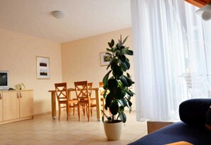 Imagen sin descripción, 3 de 10, botón