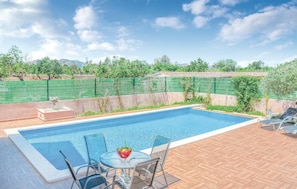 Pool - Amazing home in Ariany (Ariany)