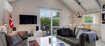 2 bedroom gorgeous home in Hemmet