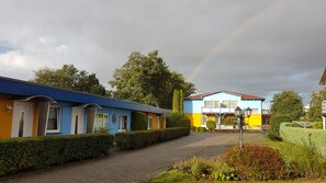 Unclassified image, 2 of 35, button