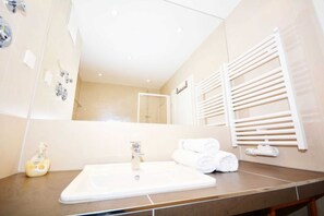 Immagine non classificata, 2 di 19, pulsante