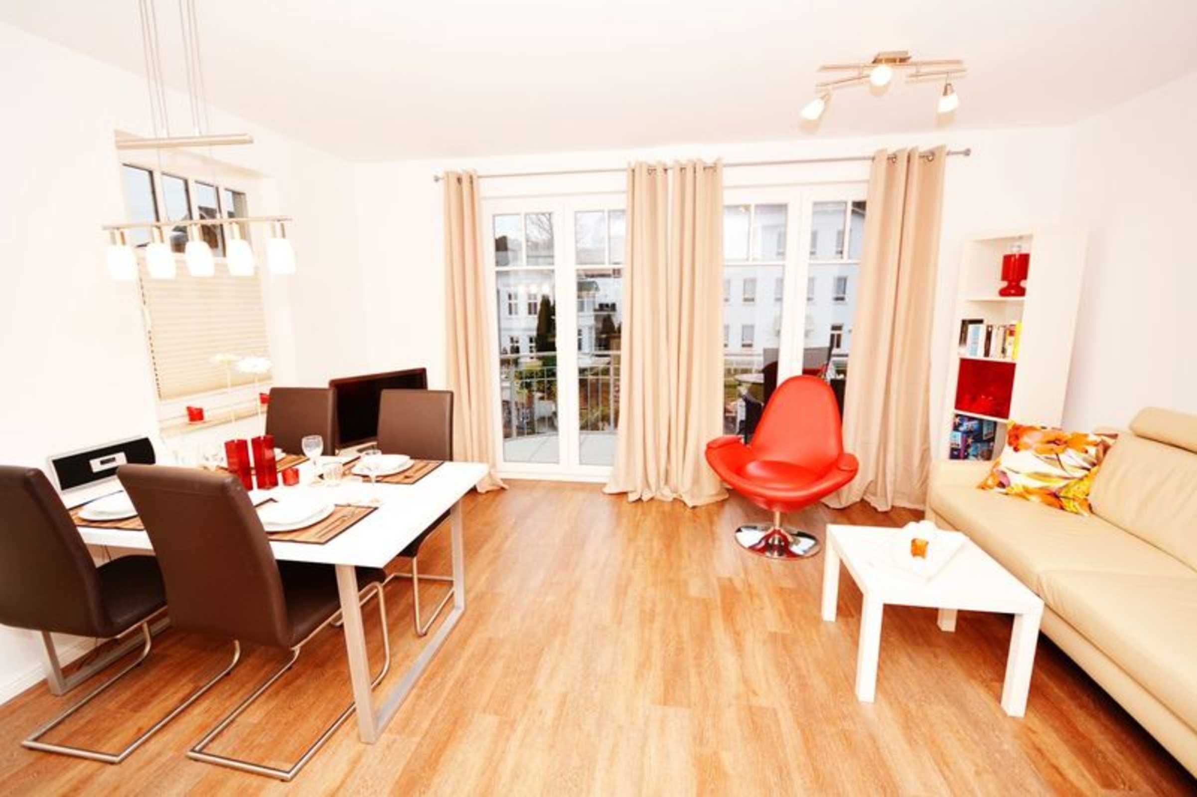 Comfort Vacation Apartment Rosa Wg. 6 - Comfort Vacation Apartment Rosa Wg. 6, Close To The Beach, - Sellin