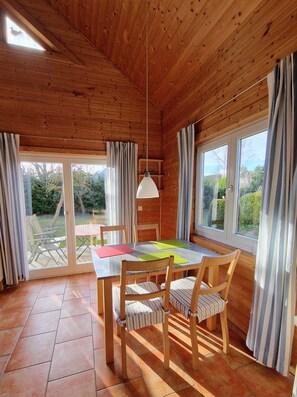 Dining - Sea and backwaters - sea and backwaters (Zempin)