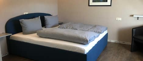 1 bedroom, travel crib, WiFi, bed sheets