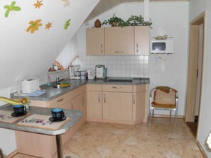 Kühlschrank, Mikrowelle