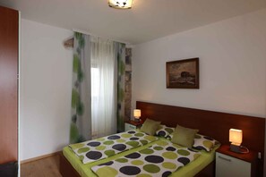 3 bedrooms, WiFi