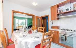 Dining - Pet friendly home in Viskovo (Viskovo)