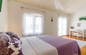 4 habitaciones, cuna de viaje, wifi gratis y ropa de cama 