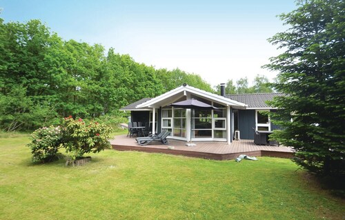 Gorgeous home in Væggerløse with WiFi