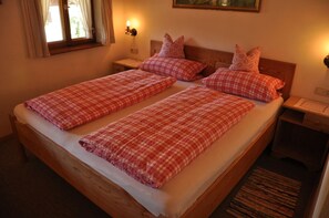 1 slaapkamer, reisbedje, wifi, beddengoed