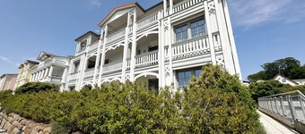 MR: Villa Annika Whg. 06 with south/west-facing balcony - Villa Annika Whg. 06 with