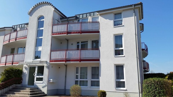 Imagen sin descripción, 1 de 17, botón