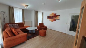 Unclassified image, 5 of 17, button