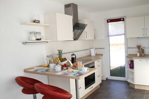 Kühlschrank, Ofen, Geschirrspüler