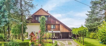 Beautiful home in Mogilany with WiFi