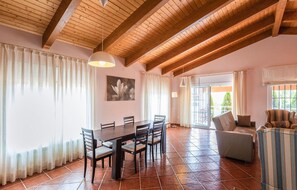 Interior - Cozy home in Hospitalet De L´Infant (Hospitalet De L´Infant)