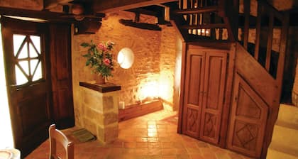 3 bedroom cozy home in Fleurac