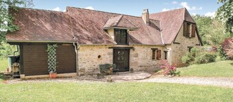 3 bedroom cozy home in Fleurac