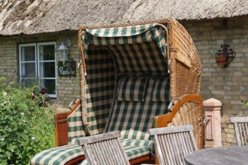 Little Rose Cottage - Vacation under thatch between the seas - Little Rose