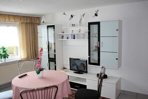 Unclassified image, 2 of 7, button - Rügen apartment 146 - apartment (Putbus)