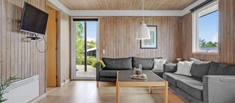 Awesome home in Glesborg with WiFi