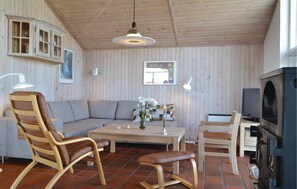 Smart-TV, Kamin, Stereoanlage
