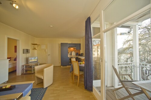 App. 2 - Thunderbolt - Villa Am Steinbach historiallisessa keskustassa - 150m Itämereen