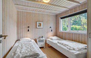 4 عدّة غرف نوم وسرير سفر وواي فاي مجانًا