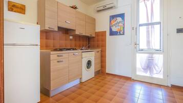 Kühlschrank, Herdplatte