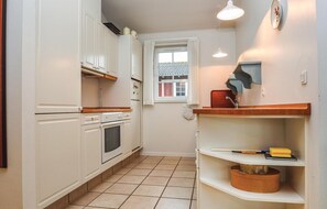 Refrigerador, microondas, parrilla de estufa y lavavajillas 