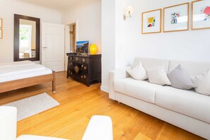 1 Schlafzimmer, Reisekinderbett, WLAN