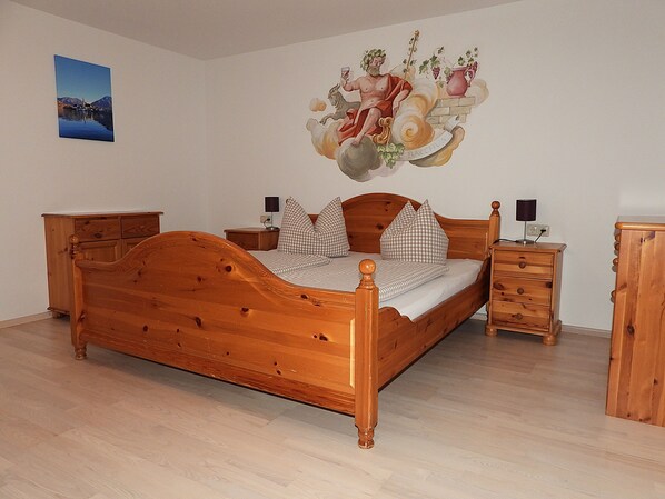 1 soverom, reiseseng for barn, wi-fi og sengetøy