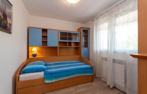 5 chambres, accès au Wi-Fi (inclus), literie fournie