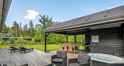 Beautiful home in Skjern with sauna