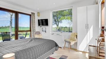 4 Schlafzimmer, Reisekinderbett, kostenloses WLAN