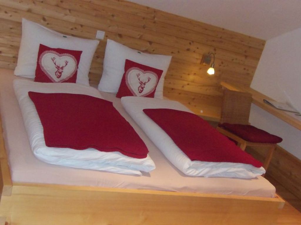 1 間睡房、書桌、Wi-Fi