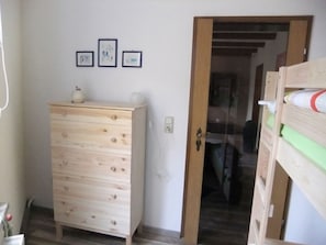 2 makuuhuonetta, Wi-Fi, vuodevaatteet