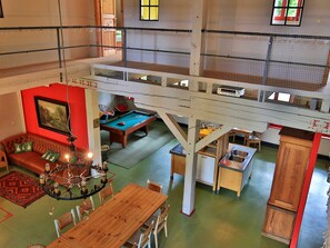 Unclassified image, 5 of 36, button