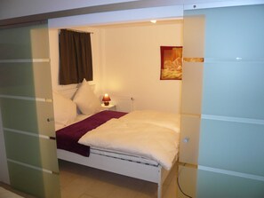 2 Schlafzimmer, Reisekinderbett, WLAN