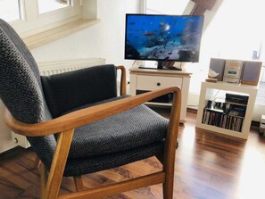 Unclassified image, 5 of 14, button - (44) 2-room apartment - Apartment house Waldhaus (Kühlungsborn)