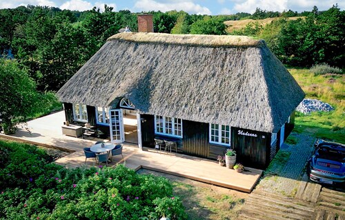 Lovely home in Fanø with kitchen