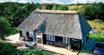 Lovely home in Fanø with kitchen