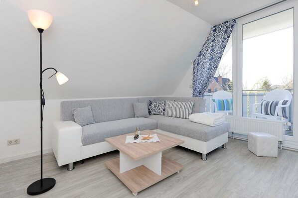 Unclassified image, 1 of 27, button