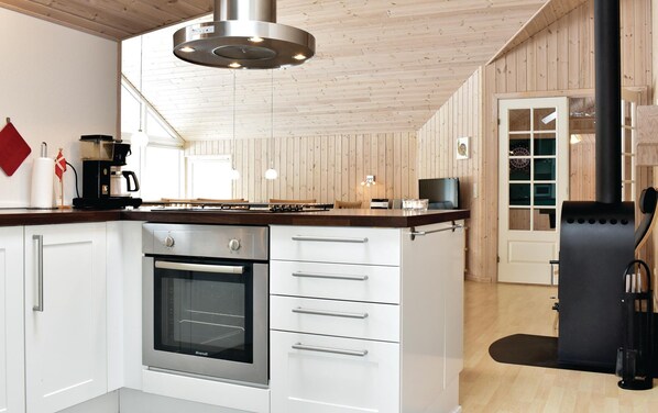 Kühlschrank, Herdplatte, Geschirrspüler