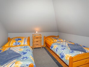 Unclassified image, 5 of 14, button