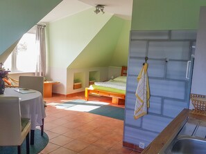 2 soverom, reiseseng for barn, wi-fi og sengetøy