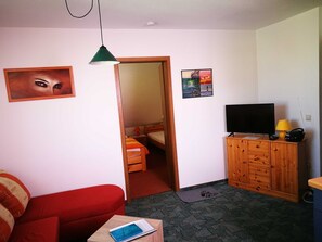 Unclassified image, 5 of 11, button - De Lütte - Ruegen-Fewo 28 a (Middelhagen)